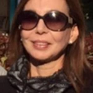 Meet your Posher, Claudia